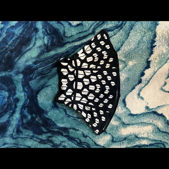 Dianne vin Furstenberg knit stretch skirt - Picture 8 of 8